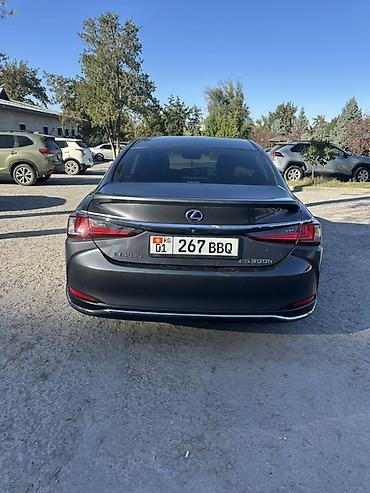 диски продажа: Lexus ES: 2022 г., 2.5 л, Гибрид, Седан — 4