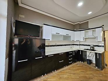 karta: Sifarişlə mətbəx dəsti, Sadə petlələr, Parlaq laminat, Kredit yoxdur, Pulsuz çatdırılma — 10