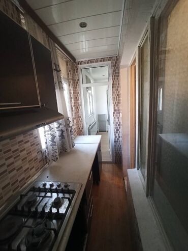 Köhnə tikili: Bakı, 9-cu mikrorayon, 2 otaqlı, Köhnə tikili, 50 kv. m — 5