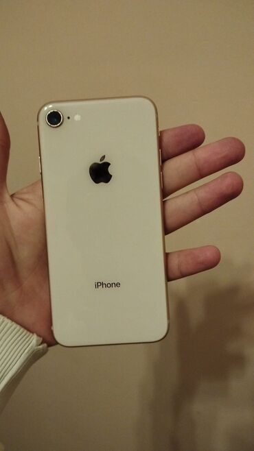 100 telefon: IPhone 8, 64 GB, Qızılı, Barmaq izi, Simsiz şarj