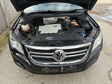 la linea slike: POLOVNI DELOVI ZA VOLKSWAGEN TIGUAN OD 2007. DO 2011. GOD. - VRATA — 3
