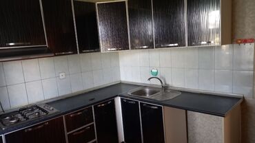 Həyət evləri və villaların satışı: 3 otaqlı, 96 kv. m, Orta təmir — 7