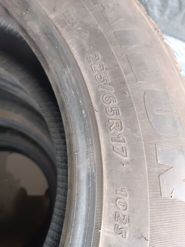 шины r15c: Продаю зимнюю резину!!! 225/65/R17 Покупали в прошлом году в шинном