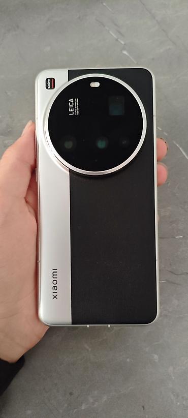 aple woth: Xiaomi, 15 Ultra, Б/у, 256 ГБ, цвет - Черный, 2 SIM — 3