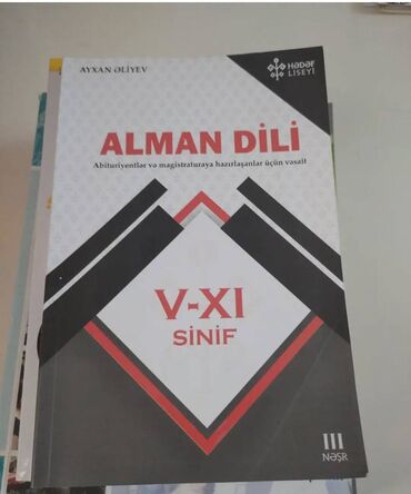 Bədii ədəbiyyat: Herbiri 5 AZN — 8