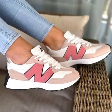 guess patike akcija: New balance 327 patike

Novo
Brojevi 36 do 46, zavisi od modela