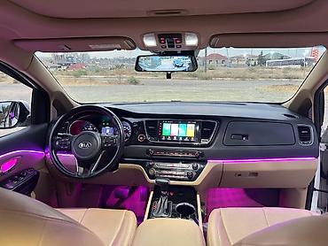 kia santafe: Kia Grand Carnival / Sedona miniven - Kuzov: ağ rəng, xrom detal və — 4