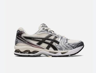 обувь женская большие размеры: Мужские кроссовки, 41.5, Asics, Новый, цвет - Серебристый, Самовывоз, Платная доставка