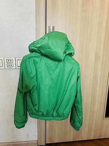 polis idman geyimi: Yüngül qışlıq/keçid fəsli kapüşonlu jaket - Rəng: Yaşıl - Ön hissə — 4