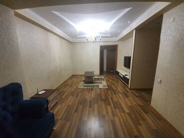 вакансии администратора салона красоты в Кыргызстан | АДМИНИСТРАТОРЫ: 2 комнаты, 102 м², С мебелью полностью