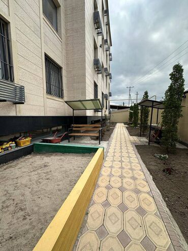 Продажа квартир: 1 комната, 51 м², 2 этаж — 12