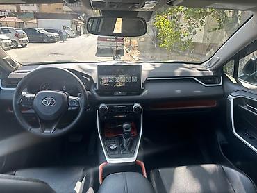 Toyota: Toyota RAV4: 2019 г., 2.5 л, Автомат, Кроссовер — 6