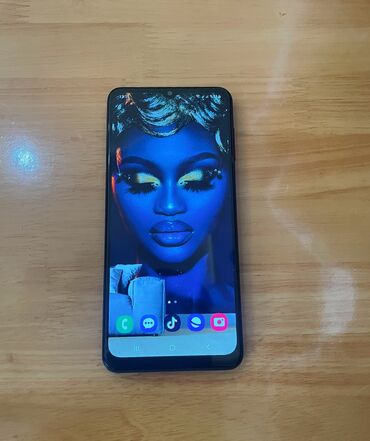 samsung galaxy j 6: Samsung Galaxy A12, 128 GB, rəng - Qara, Barmaq izi, Face ID, İki sim kartlı