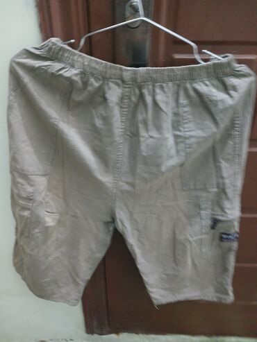 Köynəklər: Hərbiri təzə kimidi 10 .12 yaş uşaqlar üçün hamısı bir yerdə 30m — 16