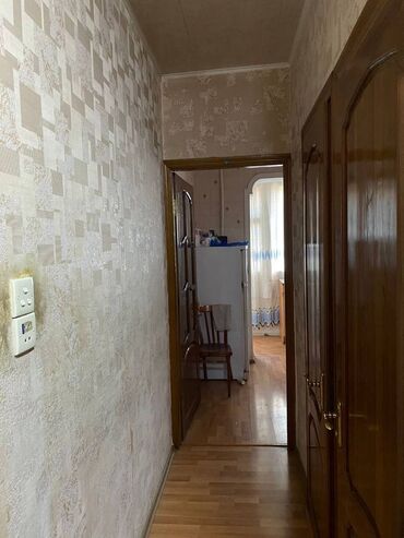 Köhnə tikili: Bakı, 3 otaqlı, Köhnə tikili, m. Xalqlar Dostluğu, 81 kv. m — 4