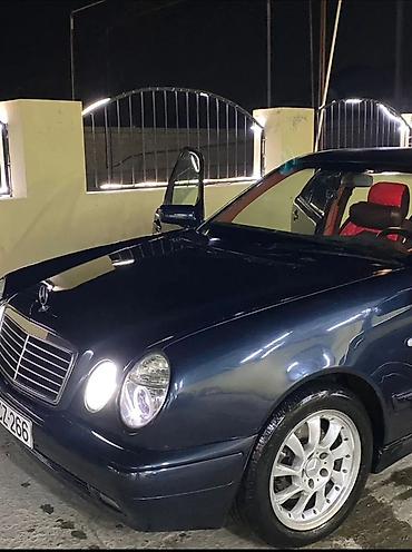 diski mersedes sprinter r16: Mercedes‑Benz E‑Class W210 sedan - Korpus: tünd mavi/qara rəngli — 2