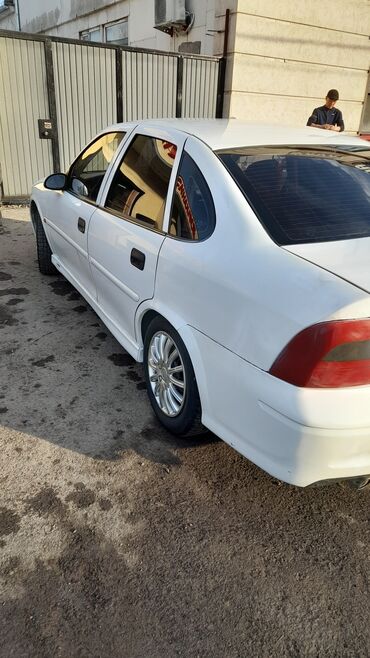 матиз 1 карея: Opel Vectra: 2002 г., 1.8 л, Автомат, Бензин, Седан