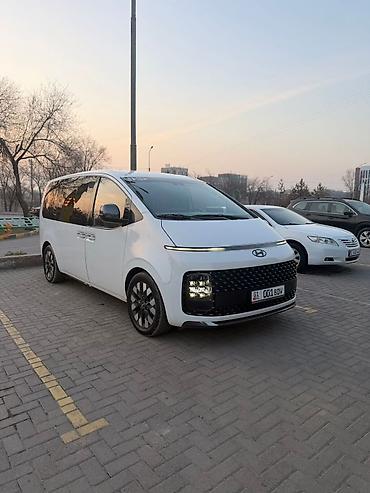 Hyundai: Hyundai Staria: 2022 г., 3.5 л, Автомат, Газ, Минивэн — 1