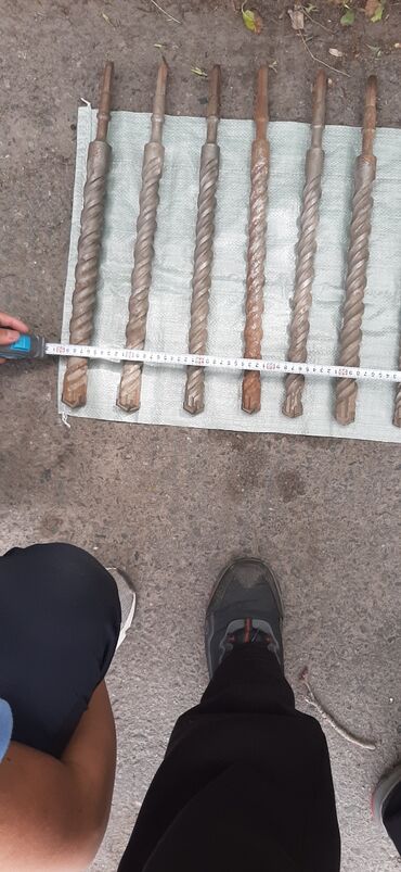 Сверла: Буры, новые заводские отличного качества, на наконечниках имеются at lalafo.kg — 10 Сверла: Буры, новые заводские отличного качества, на наконечниках имеются — 10