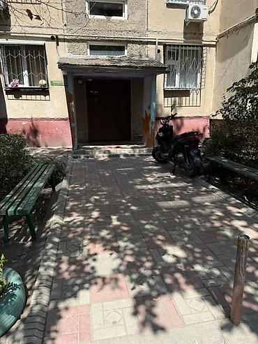 11 мкр квартира: 3 комнаты, 58 м², 11 мкр 104 серия, 3 этаж — 7