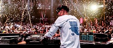 Tədbirlərin təşkili: 🎧 GECƏNİN NƏBZİNİ TUTUN! – PEŞƏKAR DJ ŞOUSU VƏ UNİKAL SETLƏR! 🔥 — 2