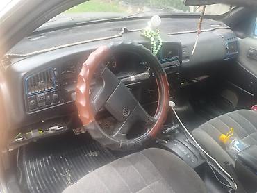 Транспорт: Volkswagen Passat: 1992 г., Автомат, Седан — 1