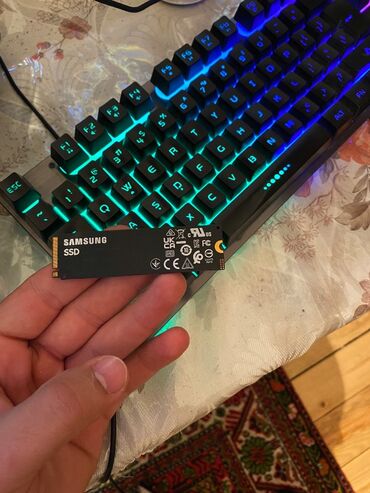 Накопители SSD: Внутренний Накопитель SSD Samsung, 256 ГБ