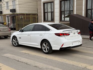 Hyundai: Hyundai Sonata: 2020 г., 2 л, Автомат, Газ, Седан — 6