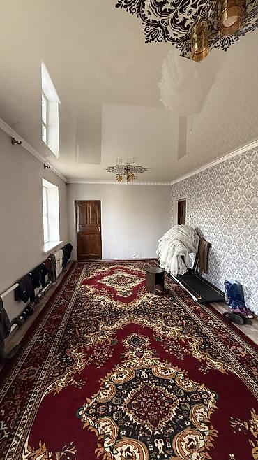Продажа коттеджей и домов: 🏡 Продаётся дом в районе Ак-Босого ж/м 📍 Улица Чуй Просторный жилой — 4