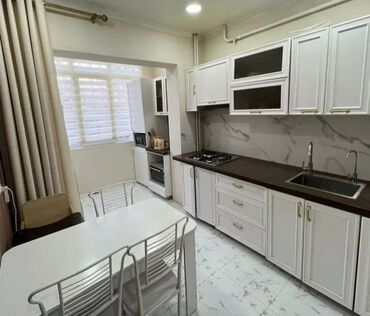 Продажа квартир: 3 комнаты, 69 м², 105 серия, 1 этаж, Евроремонт