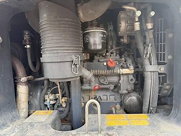 Экскаваторы: Экскаватор, Гусеничный — 8