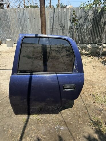 Qapılar: Sol arxa, Opel Vita