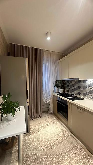 red centr: 3 комнаты, 96 м², 5 мкр Элитка, 3 этаж, Дизайнерский ремонт — 9