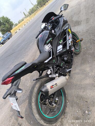 купить мотоцикл электрический: Спортивный мотоцикл в стиле Kawasaki Ninja, черный, с фирменным