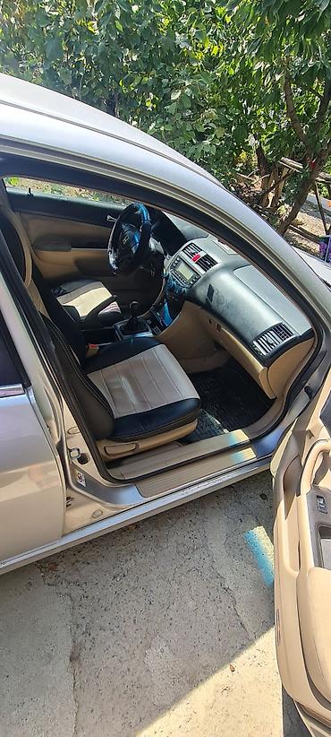 sonata d8: Honda Accord: 2006 г., 2 л, Механика, Бензин, Седан — 5