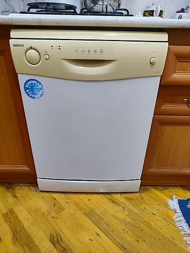 Посудомоечные машины: Посудомойка Beko, Полногабаритная (60 см), Встраиваемая, Б/у — 4