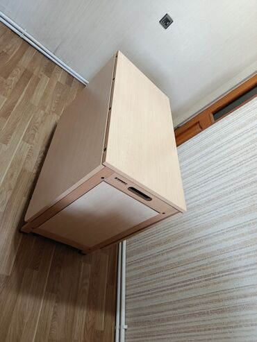 садовый стол: Qonaq masası, İşlənmiş, Transformer, Laminat, Dördbucaq masa
