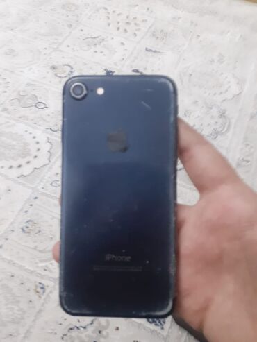 Apple iPhone: IPhone 7, 32 GB, Black Titanium — 3