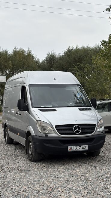 мерс грузовой 817: Легкий грузовик, Mercedes-Benz, Стандарт, 3 т, Б/у