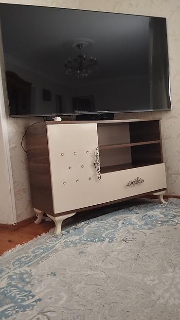 ara kesmeler: Mebel dəsti – qonaq otağı üçün - Divan: 3 nəfərlik, yumşaq parça — 8