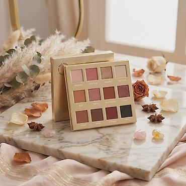 rumenilo: ✨ Nova omiljena paleta je stigla! ✨ Savršene nude, roze i shimmer — 1