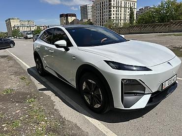 Changan: Changan : 2025 г., 1.5 л, Гибрид — 2