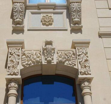 Həyət evləri və villaların satışı: Şüvəlan qəs. 12 otaq, 400 kv. m, Yeni təmirli — 18