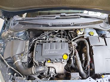 gence masin salonu: Opel Astra: 1.4 l | 2010 il 243000 km Hetçbek — 10