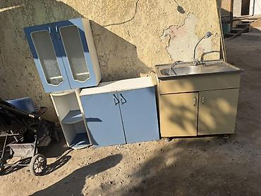 столик подставка: Кухонный гарнитур разборный, модульный. Состав: - Навесной шкаф с — 2