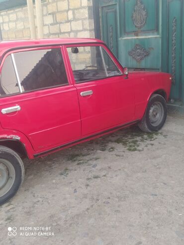 VAZ (LADA): VAZ (LADA) 2111: 1.3 l | 1981 il Sedan