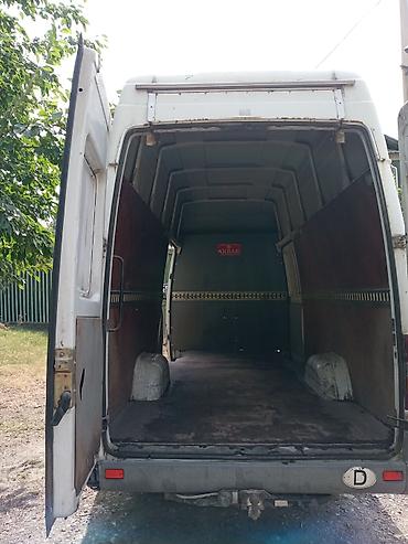 мерседес бенз 310: Mercedes-Benz 310D грузовой фургон (кузов Sprinter T1N), высокий — 3