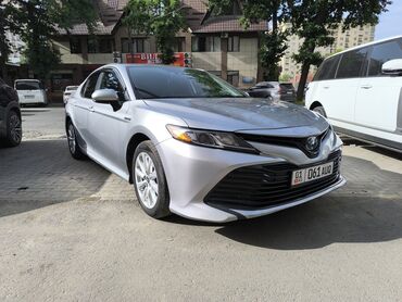 Toyota: Toyota Camry: 2020 г., 2.5 л, Автомат, Гибрид, Седан