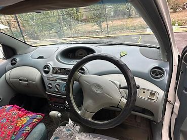 Toyota Vitz: 1999 г., 1 л, Автомат, Бензин, Хетчбек — 5
