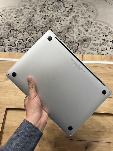 Ноутбуки Apple (MacBook): Apple MacBook Pro 13" (2017, Thunderbolt 3) Характеристики: - — 13